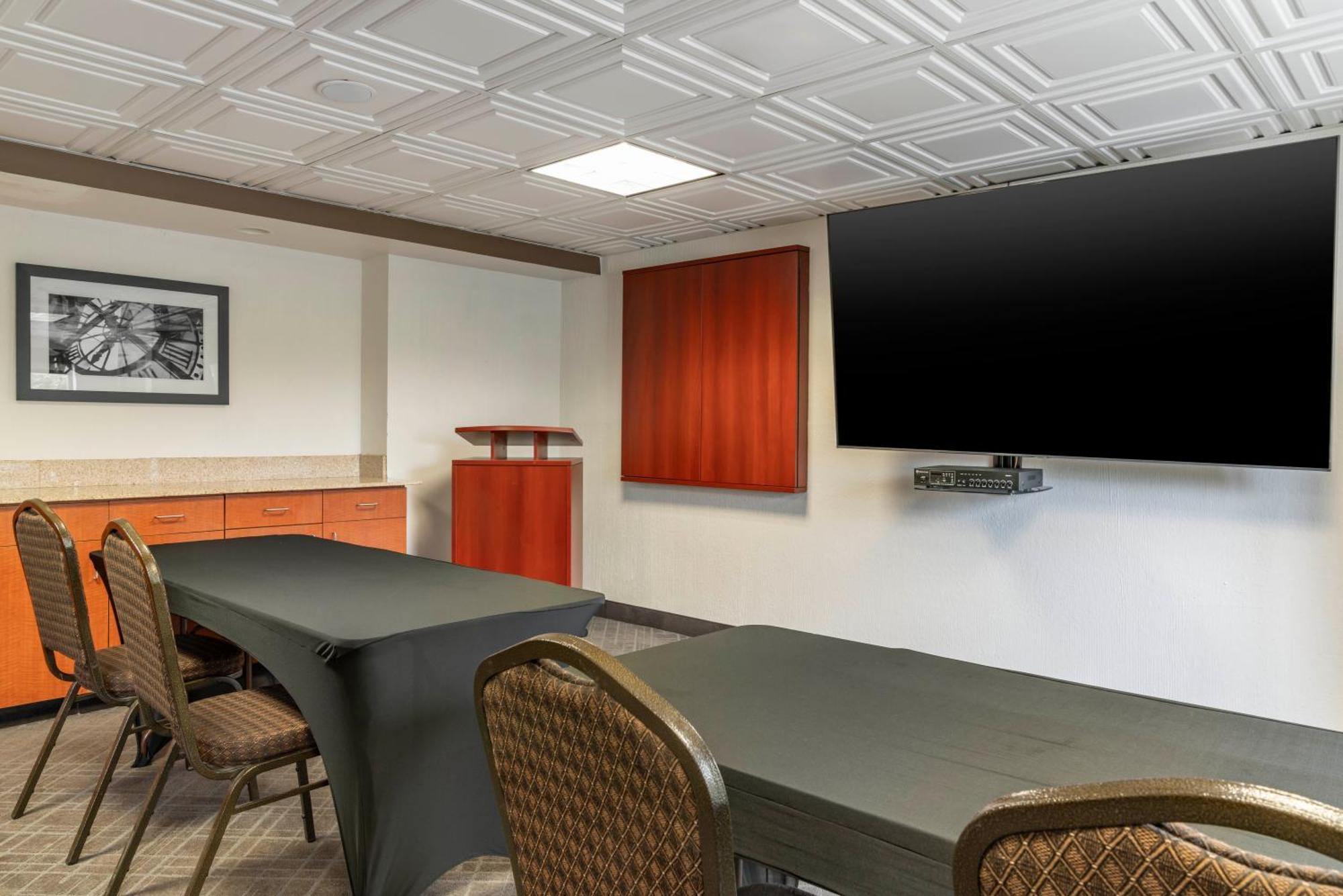 Comfort Inn University Амгерст Екстер'єр фото