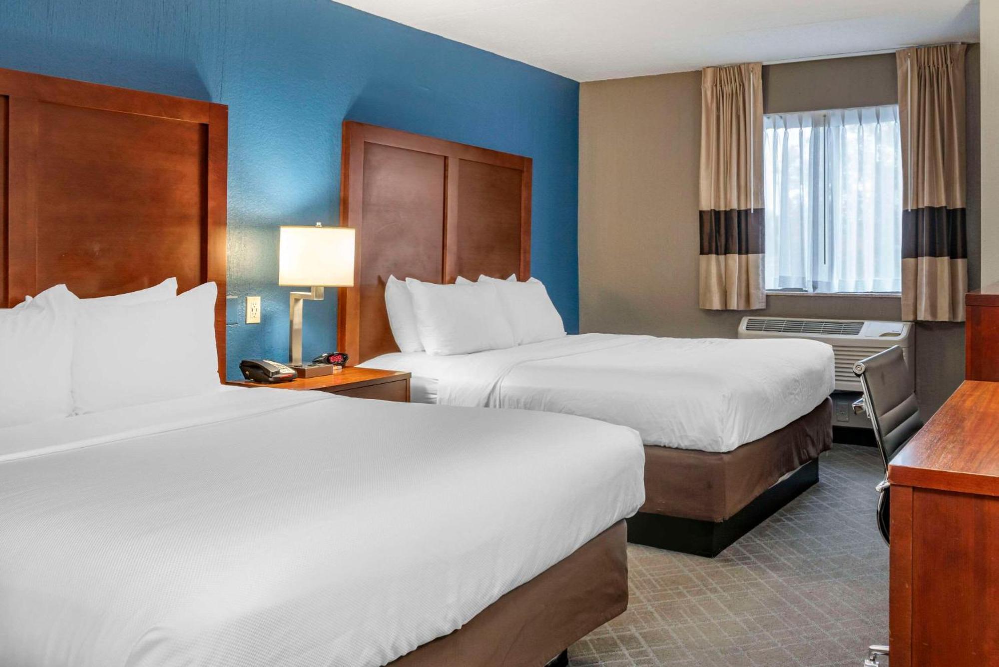 Comfort Inn University Амгерст Екстер'єр фото
